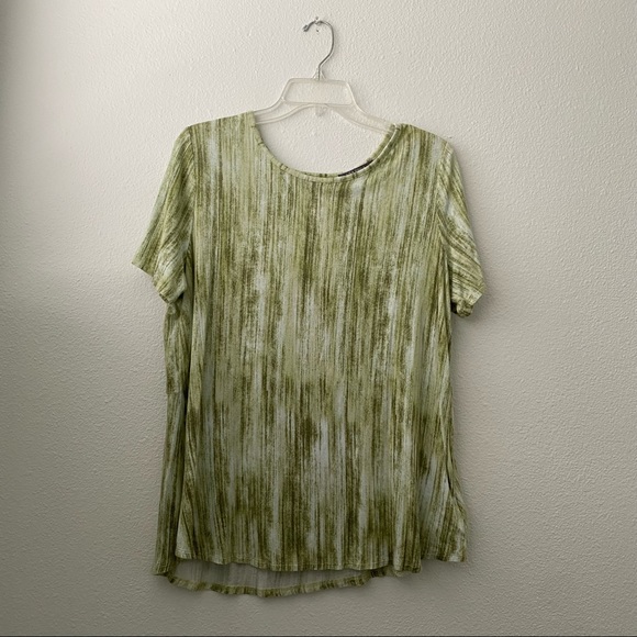 089. Lisa Rinna Collection Green Open Back Top - Picture 11 of 13